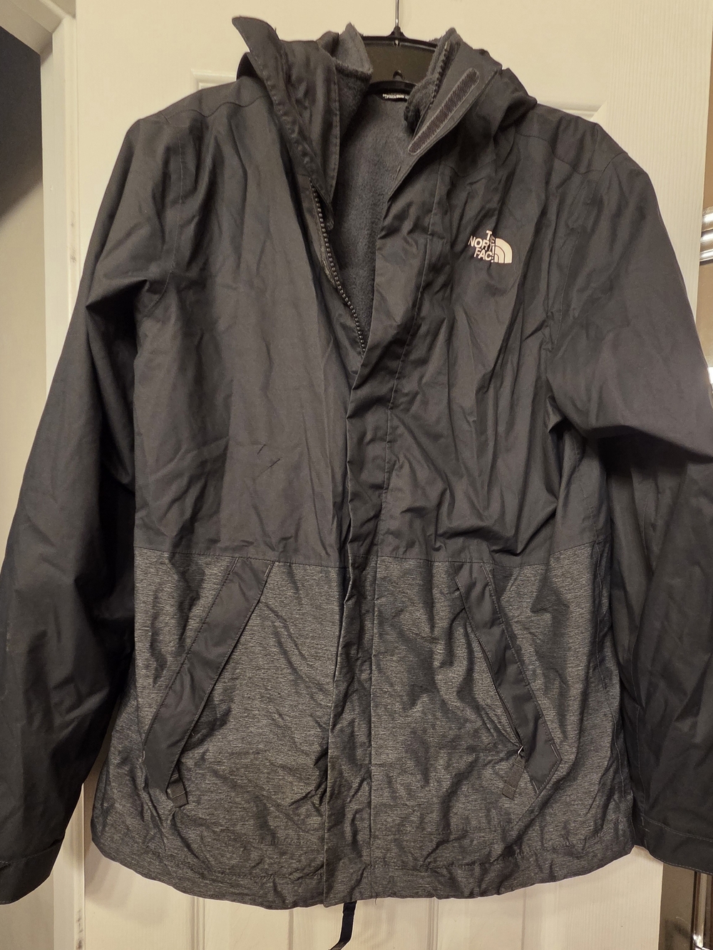 The North Face Youth Black and Gray Hooded Raincoat Size Xxl